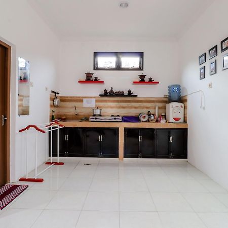 Java Homestay Yogyakarta Exterior photo