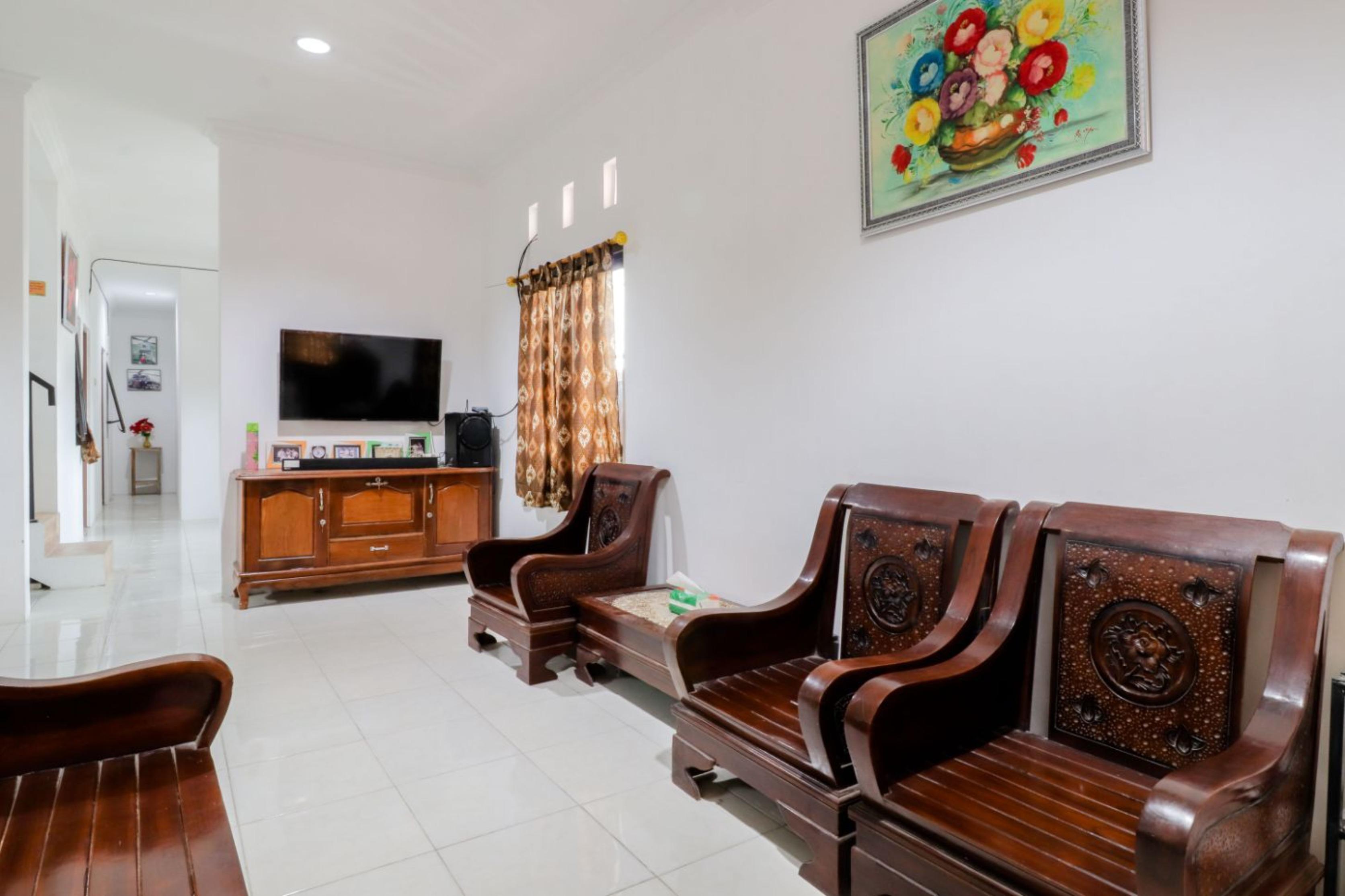 Java Homestay Yogyakarta Exterior photo