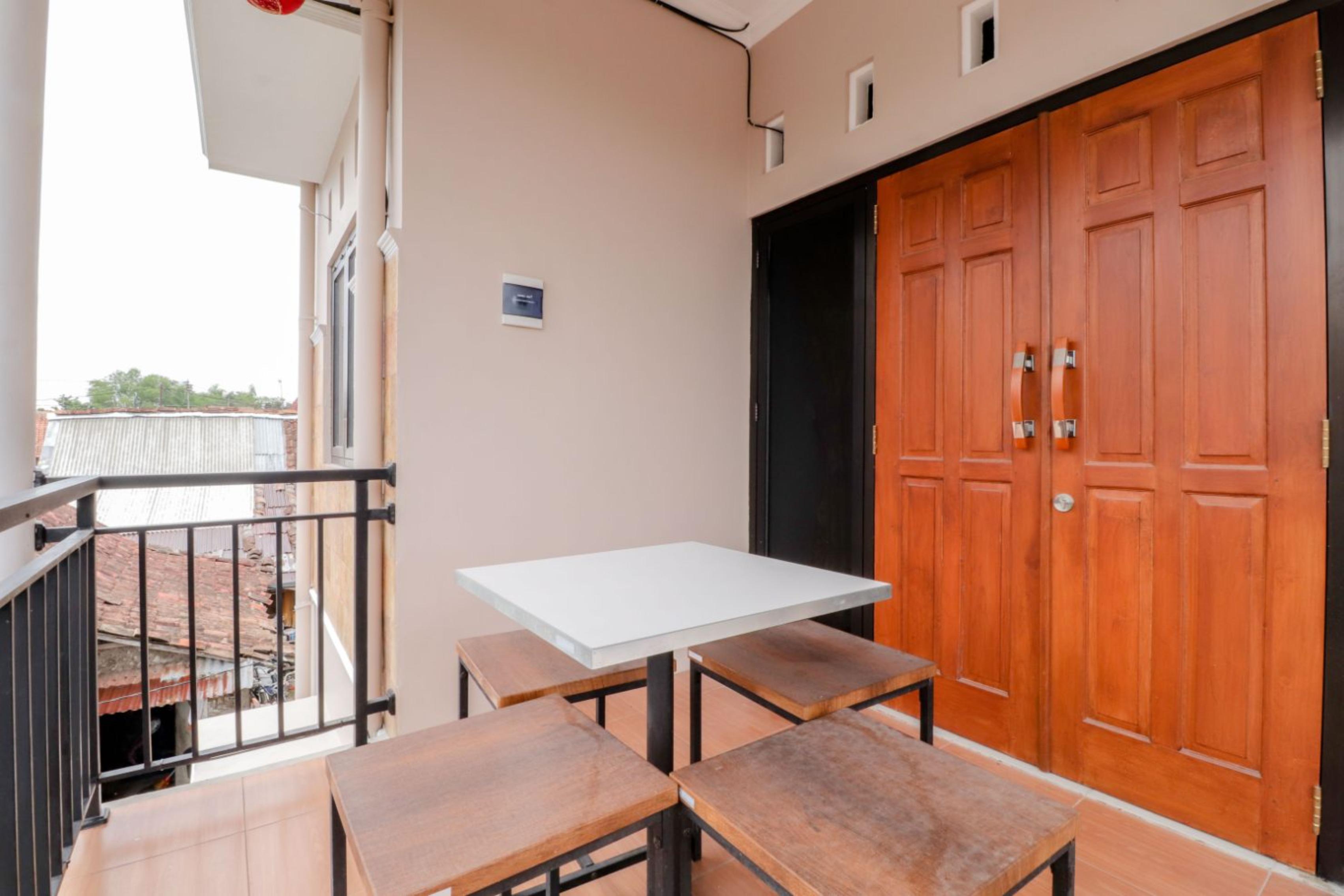 Java Homestay Yogyakarta Exterior photo