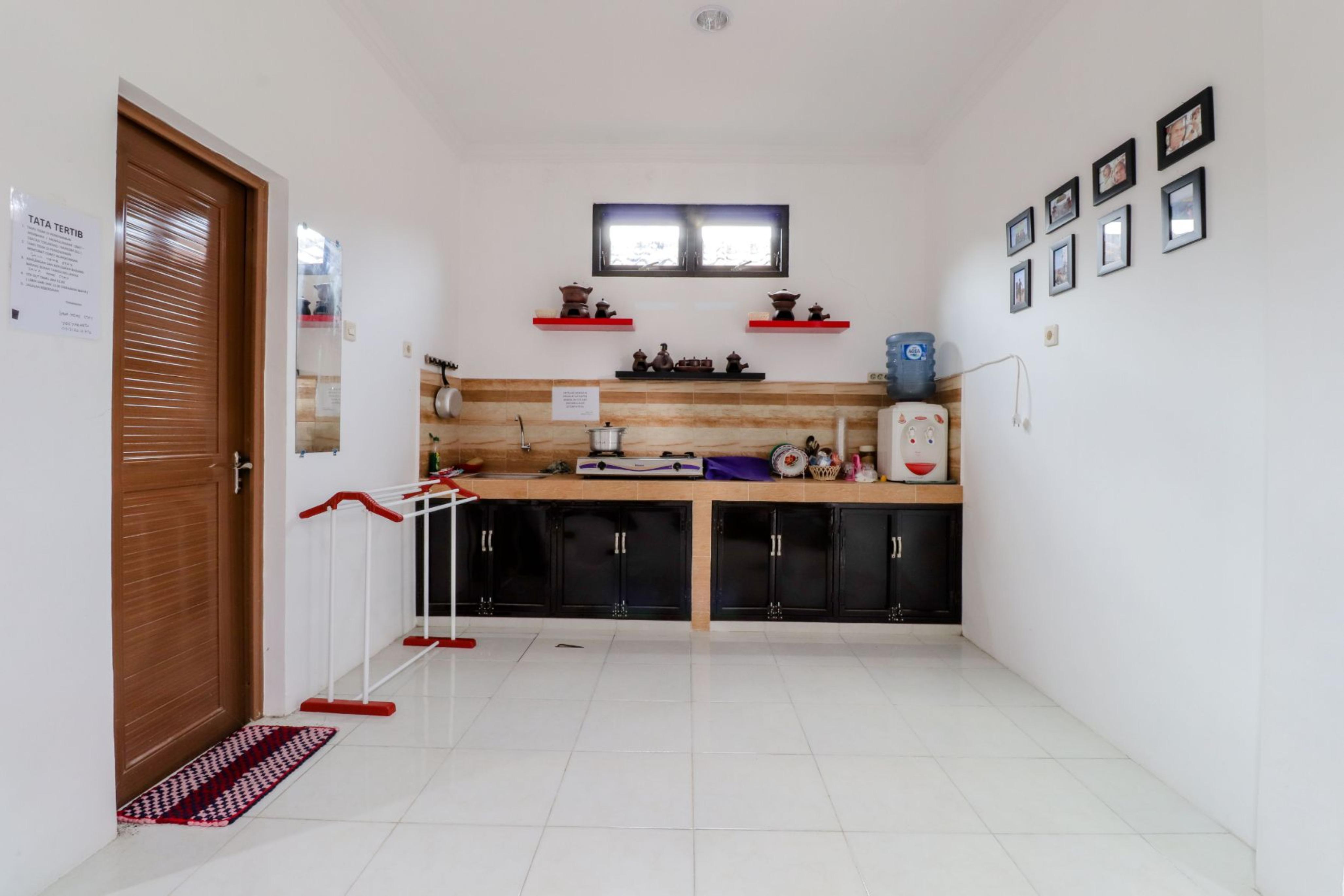 Java Homestay Yogyakarta Exterior photo
